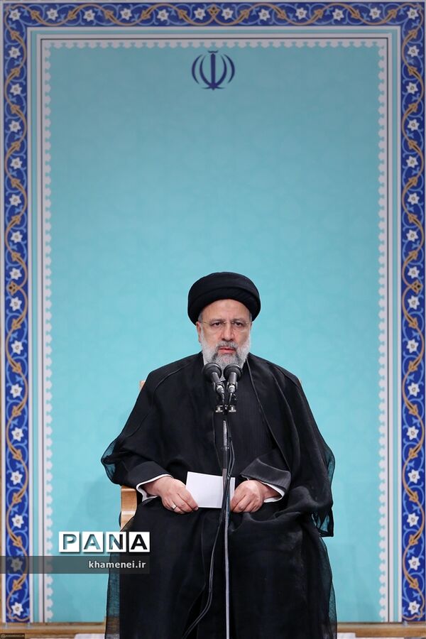 دیدار رئیس‌جمهوری و اعضاء هیئت دولت با رهبر معظم انقلاب اسلامی