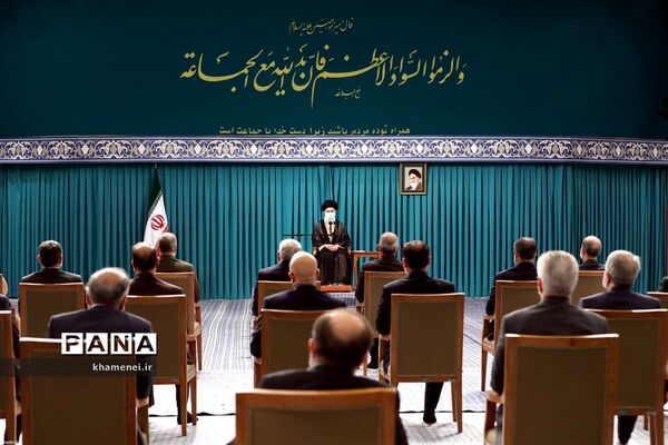 دیدار رئیس‌جمهوری و اعضاء هیئت دولت با رهبر معظم انقلاب اسلامی