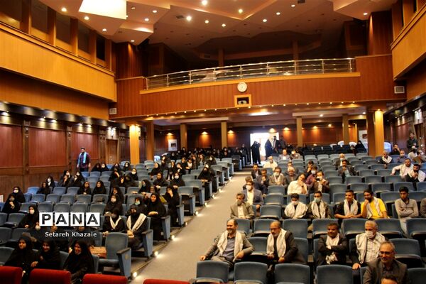 مراسم بزرگداشت هفته دولت به‌میزبانی آموزش و پرورش ناحیه 6 مشهد
