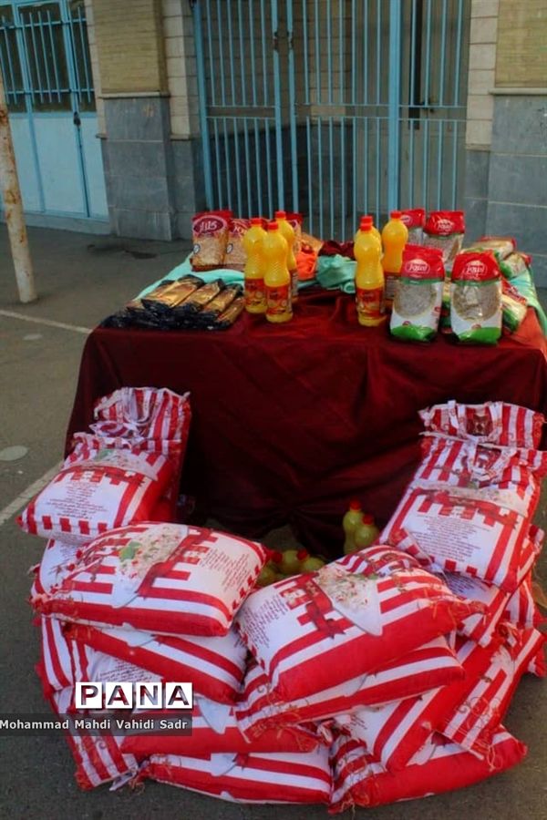 پویش همکلاسی مهربان ۳ در منطقه ۱۱ تهران