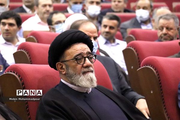 مراسم گرامیداشت یاد و خاطره شهیدان رجایی و باهنر در تبریز