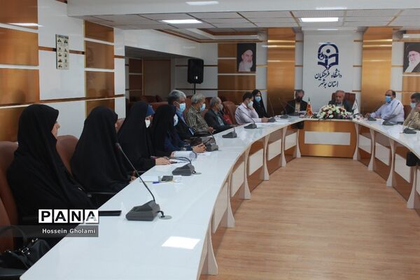 نشست توجیهی با مصاحبه شوندگان و داوطلبان دانشگاه فرهنگیان استان بوشهر