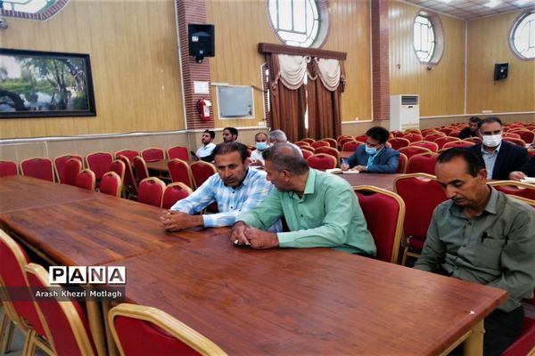 جلسه نقد و بررسی مسائل مجموعه آموزش ابتدایی