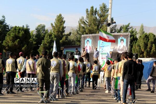 حضور دانش‌آموزان قمی در اردوی قطبی دماوند
