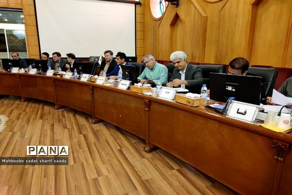 نشست هم‌اندیشی معاونان پرورشی و تربیت‌بدنی ادارات آموزش و پرورش فارس