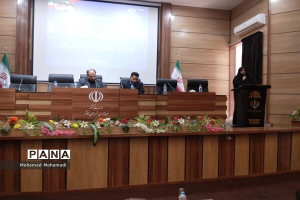 نشست مشترک مدیران مدارس با فرماندار و اعضای شورای اداری کاشمر