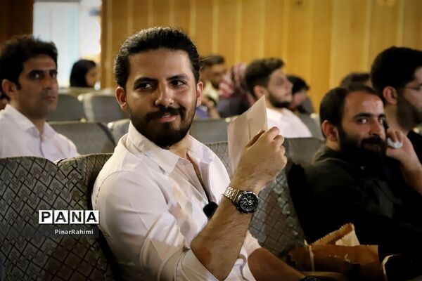 مراسم بزرگداشت مقام خبرنگار