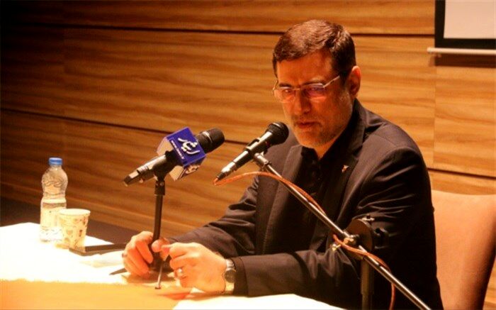 استفاده از ظرفیت‌های نخبگان ایثارگر برای حل مشکلات جامعه ضروری است