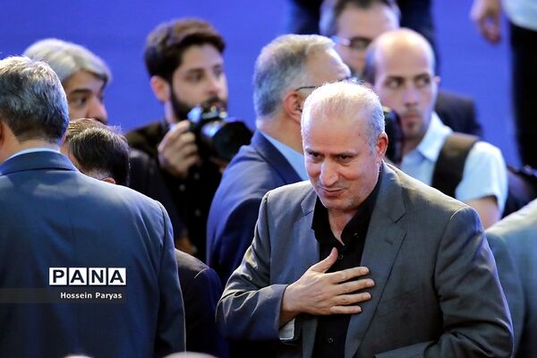 رونمایی از کاپ جام جهانی ۲۰۲۲ در برج میلاد تهران