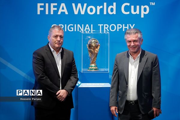 رونمایی از کاپ جام جهانی ۲۰۲۲ در برج میلاد تهران