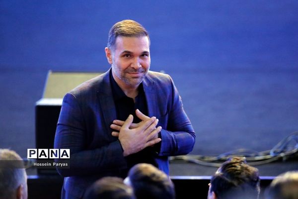 رونمایی از کاپ جام جهانی ۲۰۲۲ در برج میلاد تهران