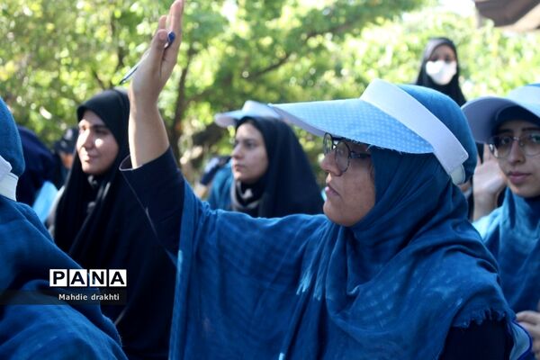 برگزاری کارگاه‌های آموزشی در اردوی قطبی دختران اردوگاه دماوند