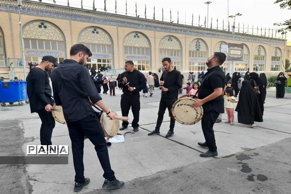 بدرقه خدام و طلائیه داران اربعین حسینی