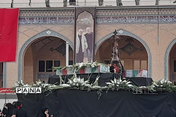 بدرقه خدام و طلائیه داران اربعین حسینی