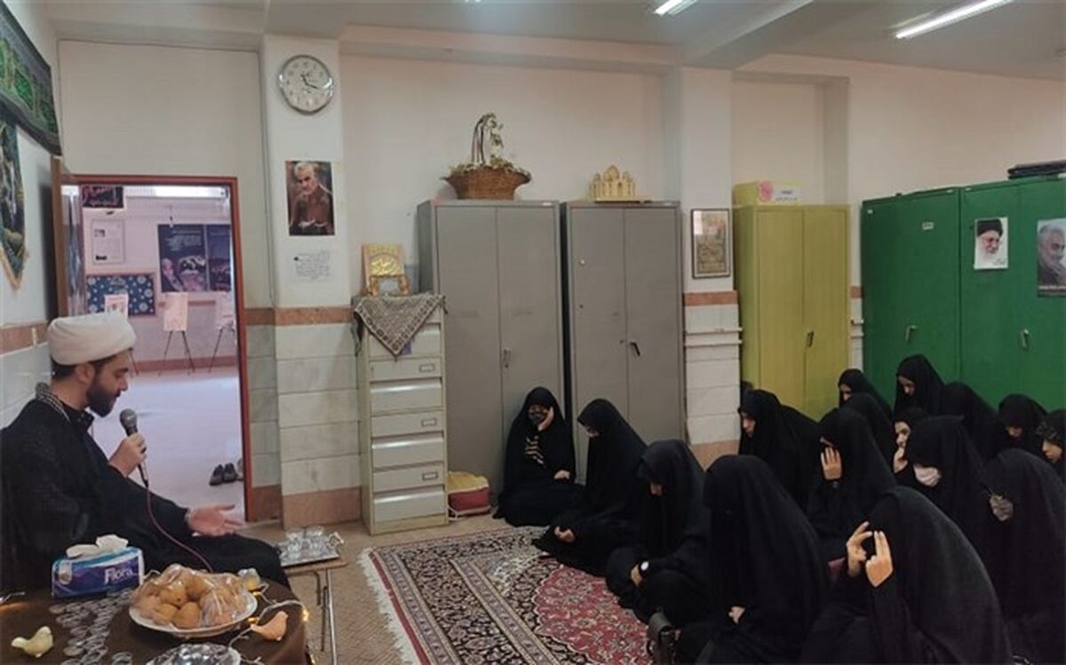 محفل عزاداری شهادت حضرت رقیه در هنرستان صباری قم