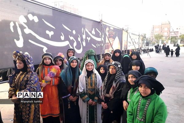 همایش بزرگ دختران و مادران حسینی