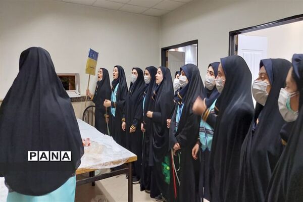 حضور اعضای دختر سازمان دانش‌آموزی البرز در اردوی قطبی دماوند