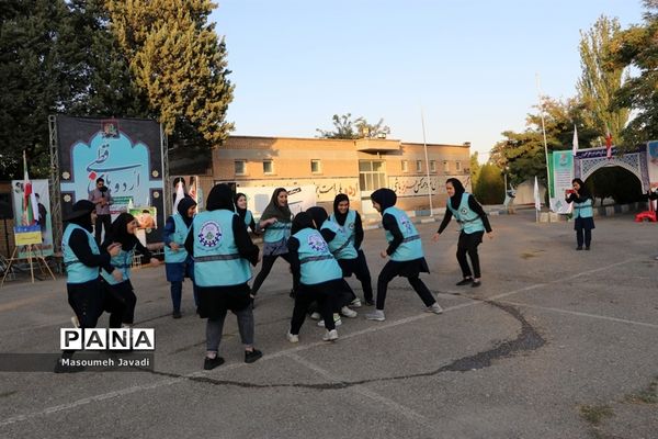 بازی‌های بومی محلی و اردویی اعضای دختر اردوی قطب 5 آذربایجان غربی