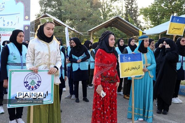 بازی‌های بومی محلی و اردویی اعضای دختر اردوی قطب 5 آذربایجان غربی