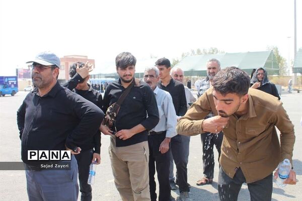 بازدید مدیر سازمان دانش‌آموزی خوزستان از موکب اربعینی آموزش و پرورش استان در پایانه مرزی شلمچه