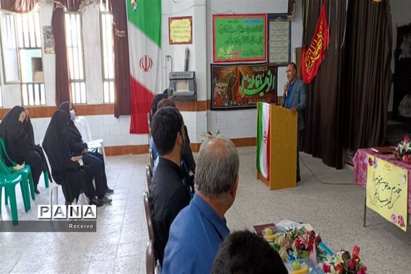 دیدار رئیس سازمان دانش‌آموزی فارس با مربیان و دانش‌آموزان در کوار