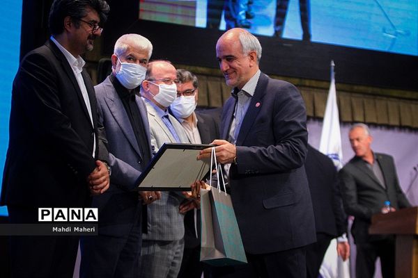 بیست‌و‌یکمین جشنواره بین‌المللی تحقیقاتی رویان