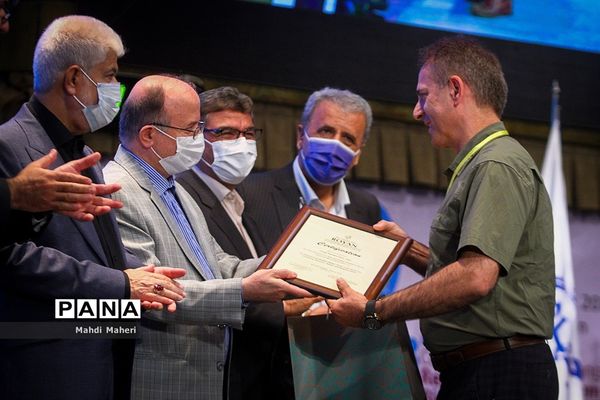 بیست‌و‌یکمین جشنواره بین‌المللی تحقیقاتی رویان