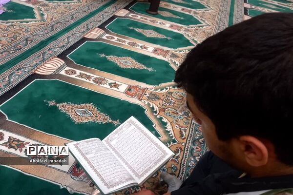 برگزاری ‌محفل انس با قرآن در ‌اردوی قطبی - گلستان