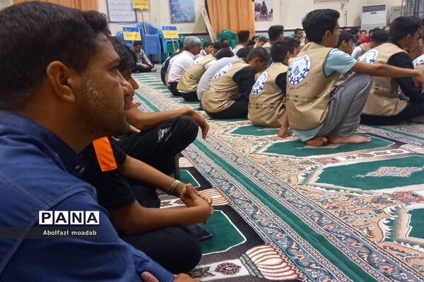 برگزاری ‌محفل انس با قرآن در ‌اردوی قطبی - گلستان