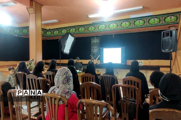 برگزاری‌آموزش‌های مهارت‌ و یادگیری‌ در تابستان شاد مدرسه فرزانگان ورامین