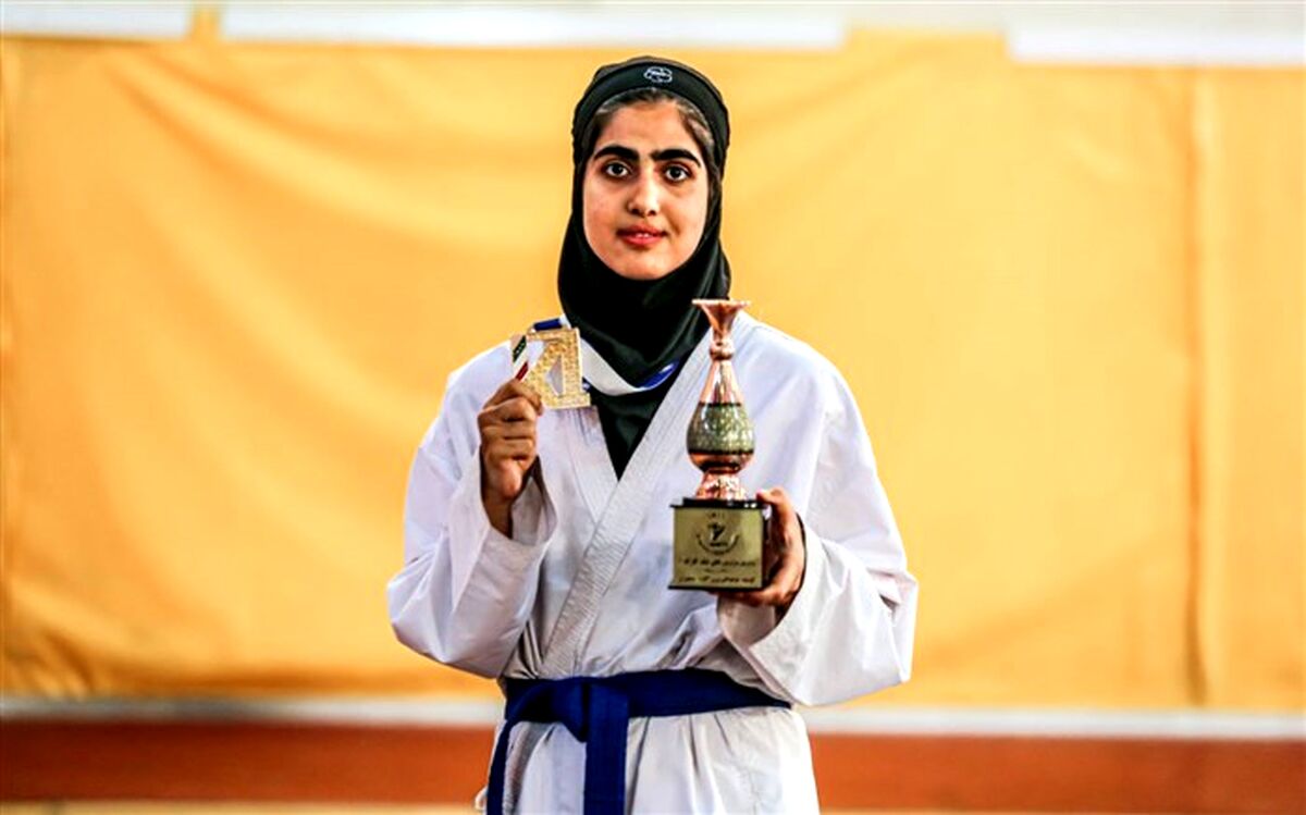 کسب مدال طلای ‌کاراته توسط دانش‌آموز ساروی