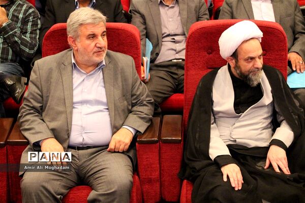افتتاحیه اولین دوره دانش‌افزایی و توانمندسازی اساتید بسیجی