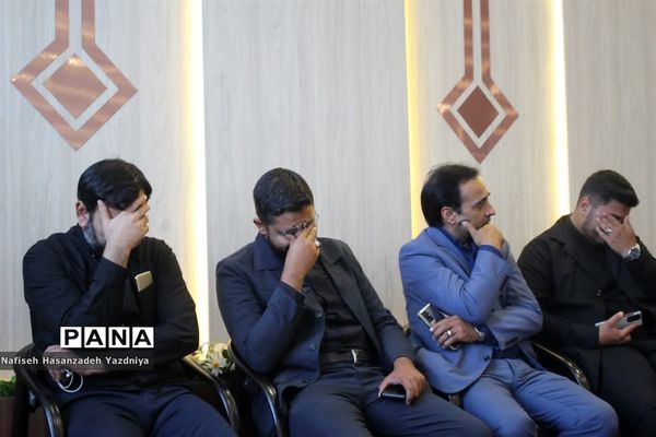 مراسم بدرقه کاروان دانش‌آموزی اربعین حسینی