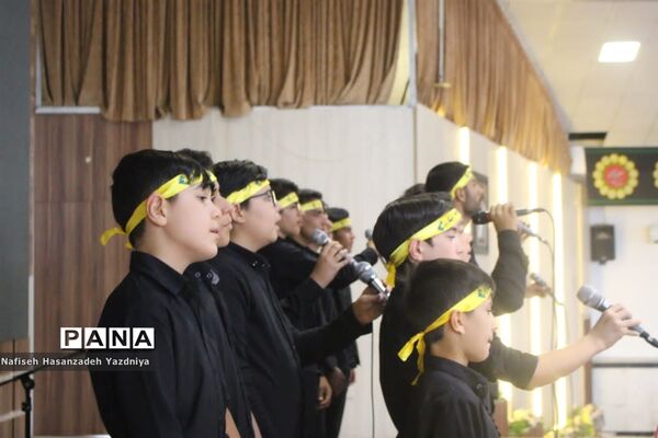 مراسم بدرقه کاروان دانش‌آموزی اربعین حسینی