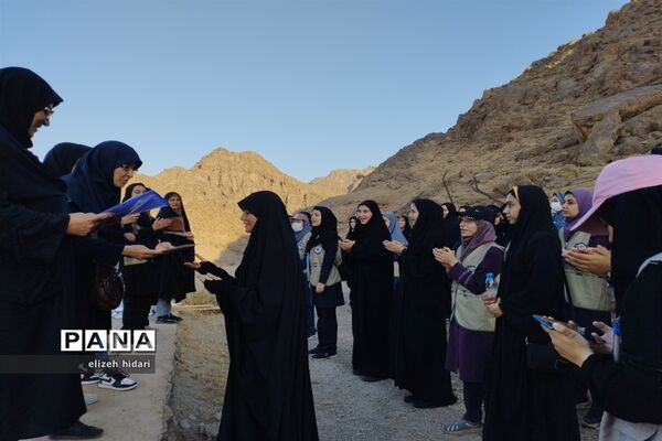 فعالیت‌های دانش‌آموزان کرمانشاهی در اردوی قطبی- لرستان