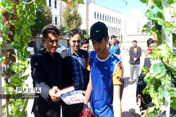 افتتاحیه زمین چمن مصنوعی
