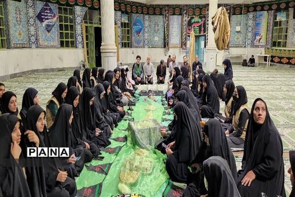 حضور دانش‌آموزان یزد در اردوی قطب اصفهان