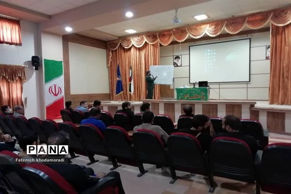 برگزاری دوره آموزشی ویژه مسئولان اجتماعی حوزه‌ها و پایگاه‌های محلات توسط معاونت اجتماعی سپاه ثارالله‌