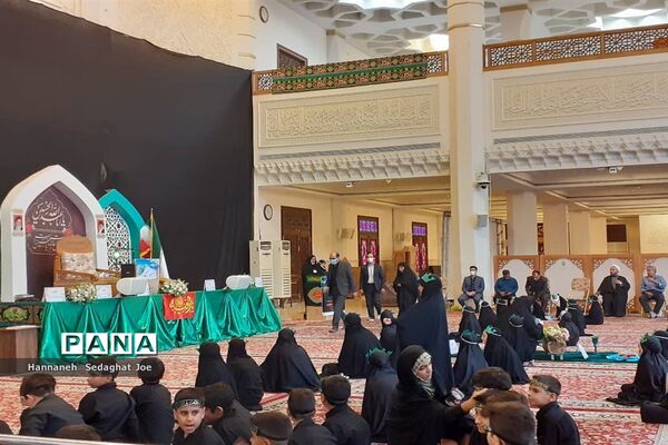 برپایی همایش دختران حسینی در حرم مطهر احمد بن موسی شاهچراغ (ع) شیراز ۲
