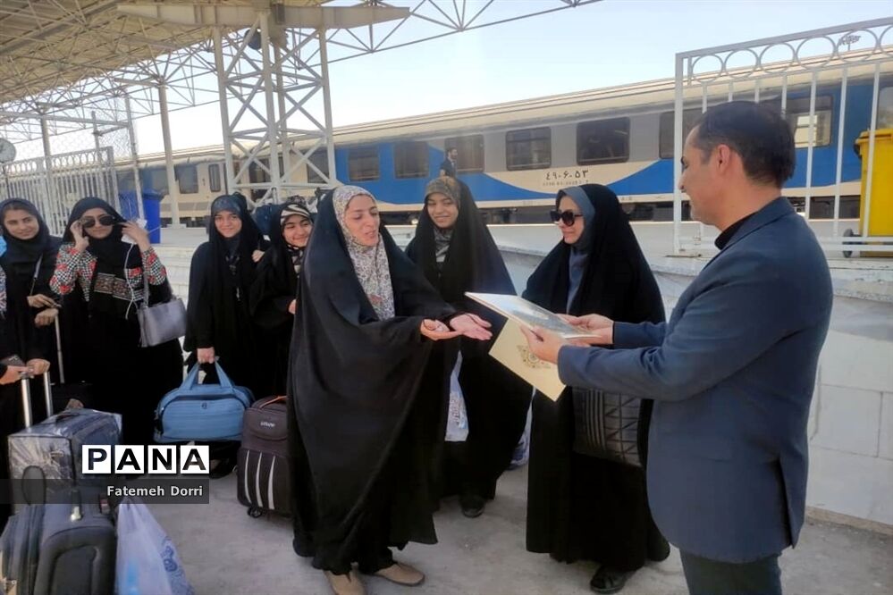 بازگشت دانش‌آموزان عضو سازمان دانش‌آموزی سیستان و بلوچستان از اردوی قطبی