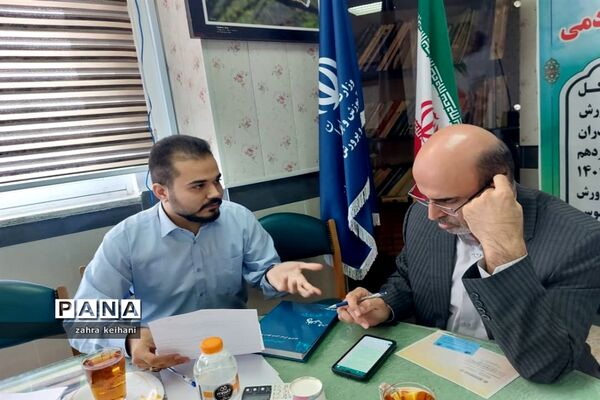 برگزاری میز خدمت سرپرست اداره کل آموزش و پرورش استان مازندران در شهرستان چالوس