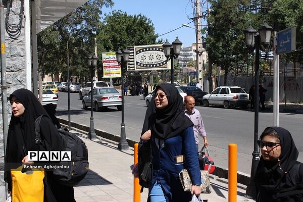 بازگشت دانش‌آموزان عضو سازمان دانش‌آموزی استان زنجان از اردوی قطبی دختران