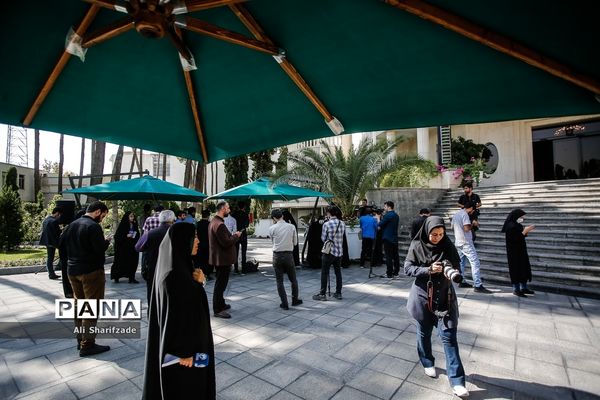 حاشیه جلسه هیات دولت