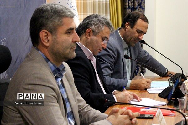 نشست دبیران دبیرخانه کشوری در هجدهمین جشنواره الگوهای برتر تدریس
