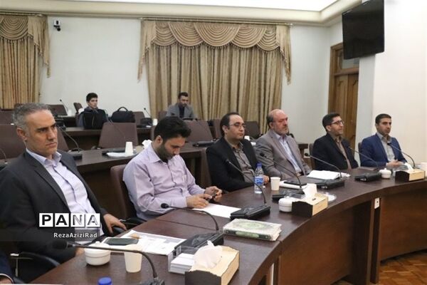 اولین گفت‌وگوی مجازی شورای آموزش و پرورش آذربایجان شرقی با مدیران مدارس سراسر استان