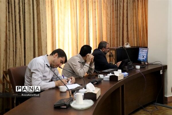اولین گفت‌وگوی مجازی شورای آموزش و پرورش آذربایجان شرقی با مدیران مدارس سراسر استان