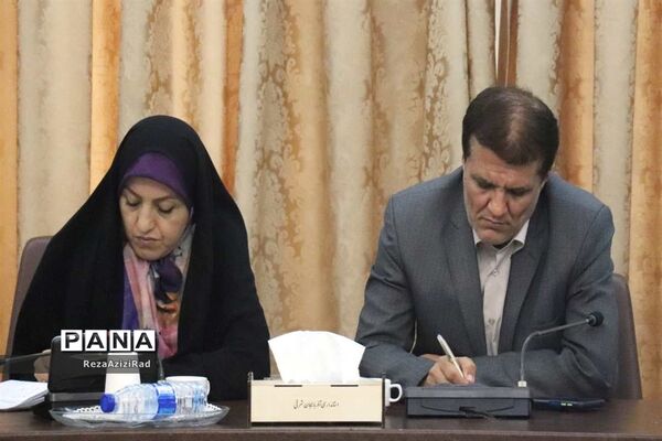 اولین گفت‌وگوی مجازی شورای آموزش و پرورش آذربایجان شرقی با مدیران مدارس سراسر استان