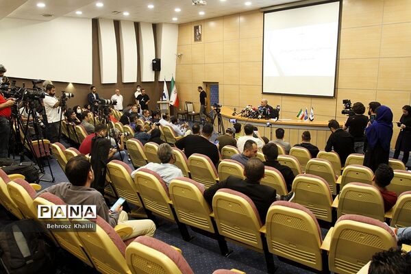 نشست خبری رئیس فدراسیون فوتبال