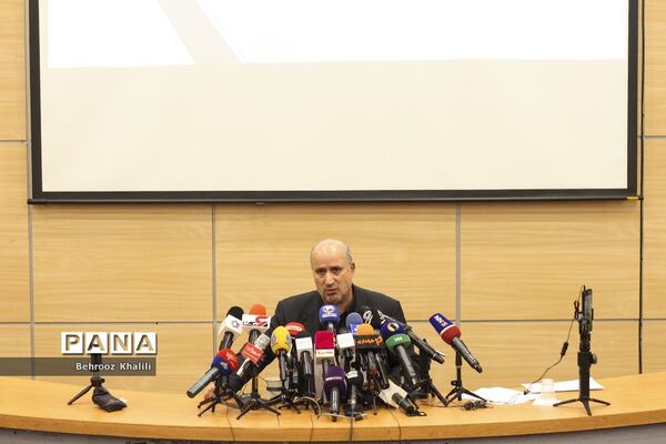 نشست خبری رئیس فدراسیون فوتبال