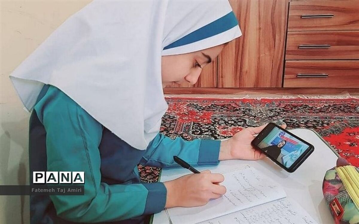 دانش‌آموزان باید در برابر رسانه به ابزار تفکر مجهز شده باشند